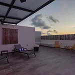 Sunset Serenity - Amply Private Terrace & Pool & Gym & Beach Club Access