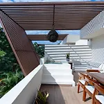 Casa Asana 5 Luxe Retreat