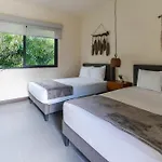 Casa Asana 5 Luxe Retreat