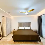 1 Bedroom In Aldea Zama King Bed Wifi Elle 01 *