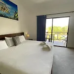 Hotel Basic 3*