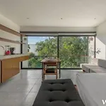 Luminous Great Located Loft