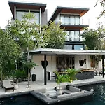 Nook Luxury Condohotel By Marea Apartahotel *