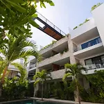 Spacious Tulum Condo For 10 Great Amenities