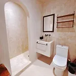 Makan Brand New 2-bedroom With Patio And Pool Apartamento *