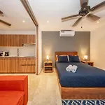 Lux With Rooftop Pool Gym Private Balcony Сasa de vacaciones Tulum
