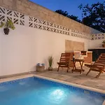 Casa Laura - - Private Townhome For 6 Guest - 3 Bedrooms - 5 Beds- Restaurant Walking Distance Apartamento