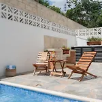 Apartamento Casa Laura - - Private Townhome For 6 Guest - 3 Bedrooms - 5 Beds- Restaurant Walking Distance *