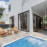 Apartamento Casa Laura - - Private Townhome For 6 Guest - 3 Bedrooms - 5 Beds- Restaurant Walking Distance