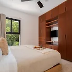 Apartamento Casa Laura - - Private Townhome For 6 Guest - 3 Bedrooms - 5 Beds- Restaurant Walking Distance Tulum