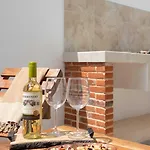 Casa Laura - - Private Townhome For 6 Guest - 3 Bedrooms - 5 Beds- Restaurant Walking Distance *