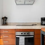 Casa Laura - - Private Townhome For 6 Guest - 3 Bedrooms - 5 Beds- Restaurant Walking Distance Apartamento