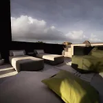 Villa Design Luxury Duo Villas, 24 Pax, 5 Pools & 2 Rooftops, Bbq, Near