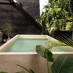Villa Design Luxury Duo Villas, 24 Pax, 5 Pools & 2 Rooftops, Bbq, Near Tulum