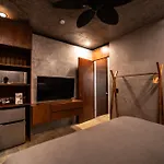Design Luxury Duo Villas, 24 Pax, 5 Pools & 2 Rooftops, Bbq, Near *