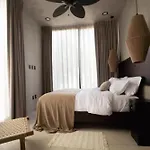 Design Luxury Duo Villas, 24 Pax, 5 Pools & 2 Rooftops, Bbq, Near * Tulum