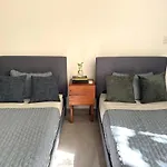 2 Bedroom Jungle In La Veleta - Palalma Casa