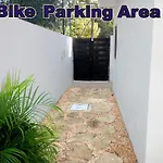 Villa Tucanes 5 Bdr 10 Ppl