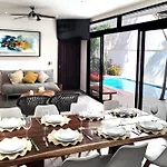 Villa Tucanes 5 Bdr 10 Ppl