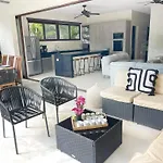 Luxury House Tomanoa - 10Pers - 4Rooms - Pool - Hotjacuzzi - Speed Wifi -Waterfall