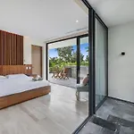Luxury 1-Bedroom Oasis In Tulum