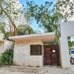 Villa Alux, La Veleta