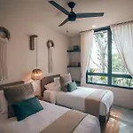 Jungle Boho - Pvt Pool -100mbs -concierge 8b Villa *