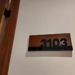 Nook Luxury Condohotel By Marea Apartahotel *