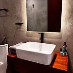 Nook Luxury Condohotel By Marea