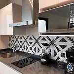 Nook Luxury Condohotel By Marea