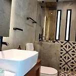 Nook Luxury Condohotel By Marea