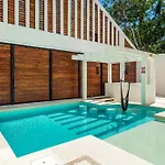 Villa La Coya *