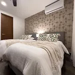 Apartment Luxurious 2br In With Breathtaking Views