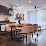 Apartment Luxurious 2br In With Breathtaking Views *