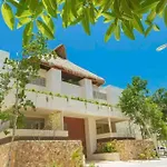 Stunning 2 Bedroom Apartment At Condo With Best Tulum Infinity And Jacuzzi By Waves Management