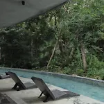 Apartamento Charming Getaway In Prime Location *
