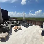 Casa V - Penthouse Elegance