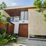 Casa Mila 4BDR Luxury Villa 24-7 Security
