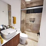 - Zama Tower Premium Apartamento *