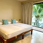 Moonshine Tulum Hotel & Hostel