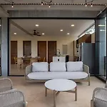 Penthouse With Private Pool, Rooftop, And Stunning Views