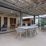 Luxury Penthouse With Private Rooftop And Pool