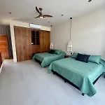 Erze 4 Bedrooms And Private Pool Villa