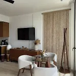 Luxurious Mistiq Gardensii Pool Beachclub Tulum