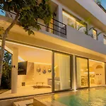 Nina Bonita Kukulkan Road