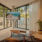 Niña Bonita Kukulkan Road Villa