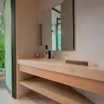 Villa Niña Bonita Kukulkan Road *