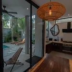 Luxe 3br Private Pool, Gated Community