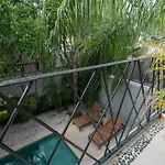 Luxe 3br Private Pool, Gated Community Villa