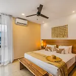 2 Bedroom Bliss Stunning Rooftop Gym Osmosis Desk